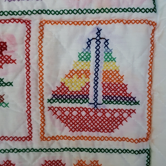 Vintage Cross Stitch Quilt. Baby Blanket. Alphabet - Picture 11 of 17
